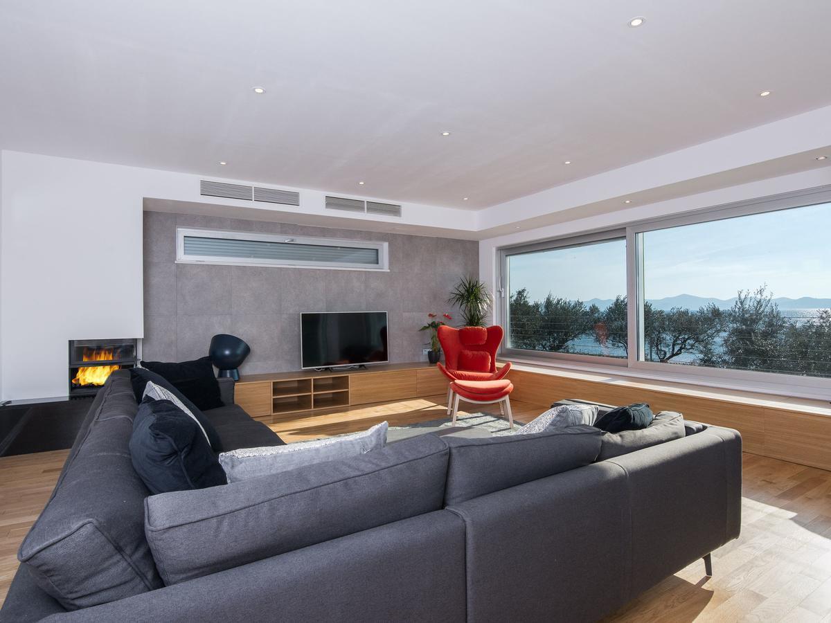 Luxurious Villa In Kozino With Fenced Garden Buitenkant foto